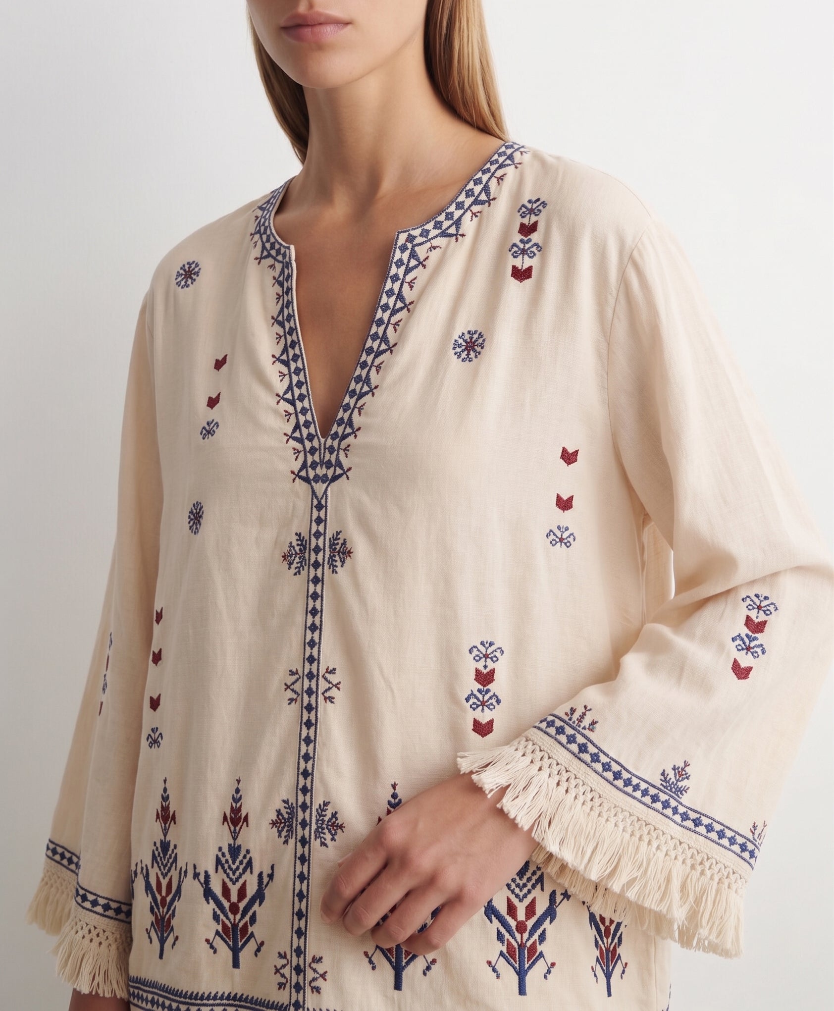 Blusa bordada flecos (PRE-ORDER)