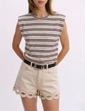 Burgundy t-shirt with shoulder pads