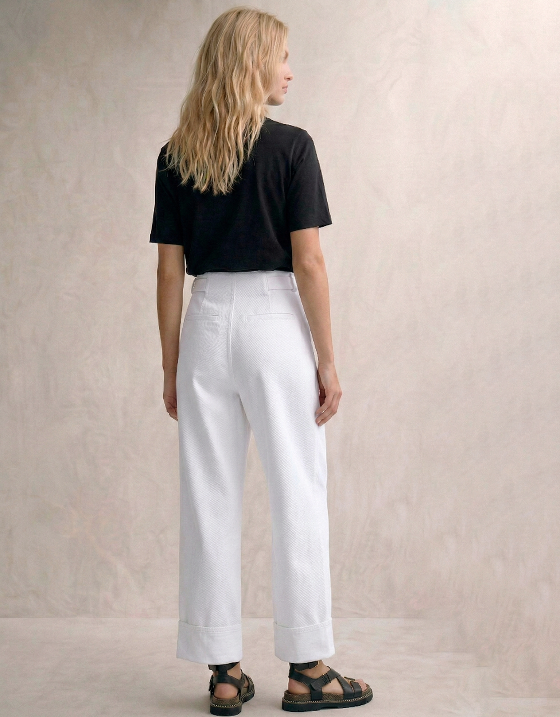 Jeans Blancos tiro alto (PRE-VENTA)