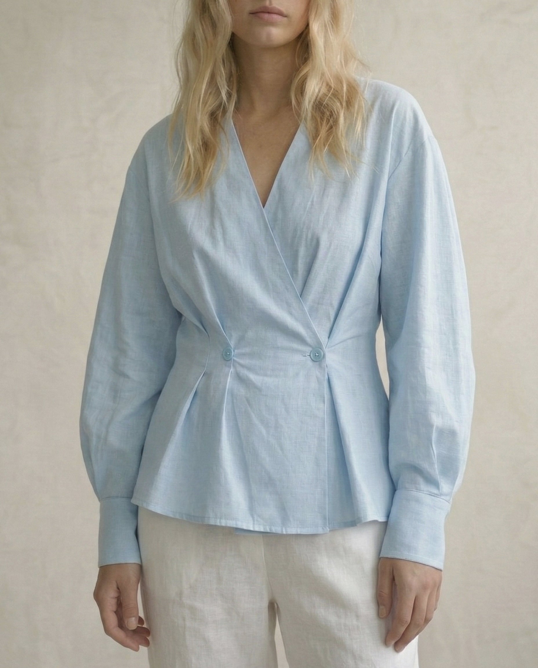 Camisa estructurada pinzas azul (PRE-VENTA)